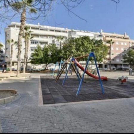 Apartamento Lola Torrevieja Bagian luar foto